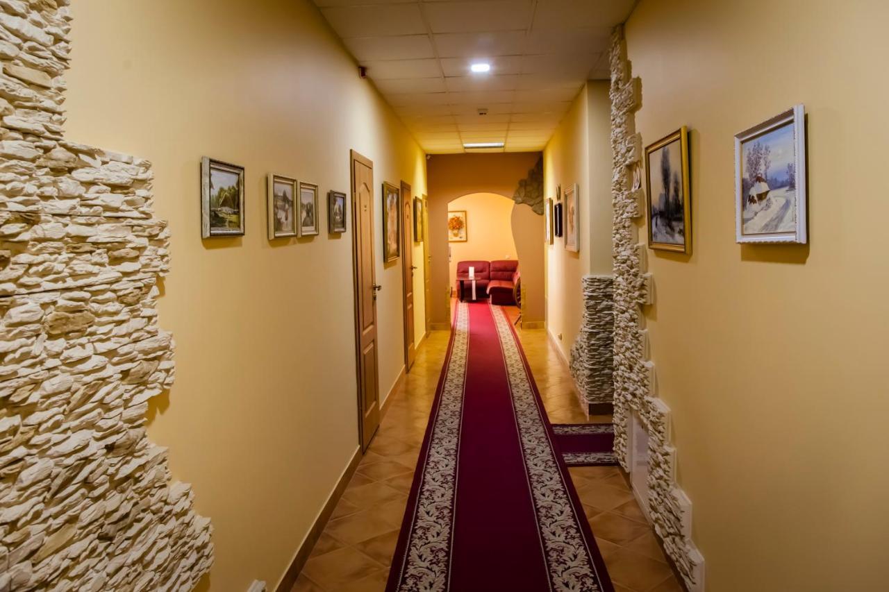 Sn Hotel Starokostyantyniv Exterior photo